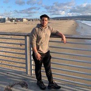 Meet your Posher, Fady